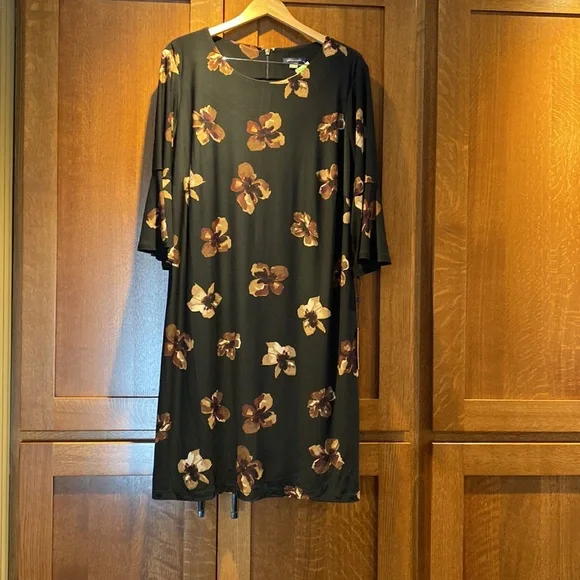 Tommy Hilfiger - tan and black floral dress - 3/4 length sleeve - size 18w - Picture 3 of 8